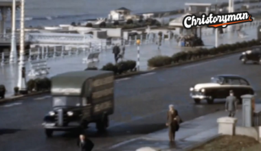 Brighton traffic in the late 1940s – very rare 16mm color film snippet (10 sec)