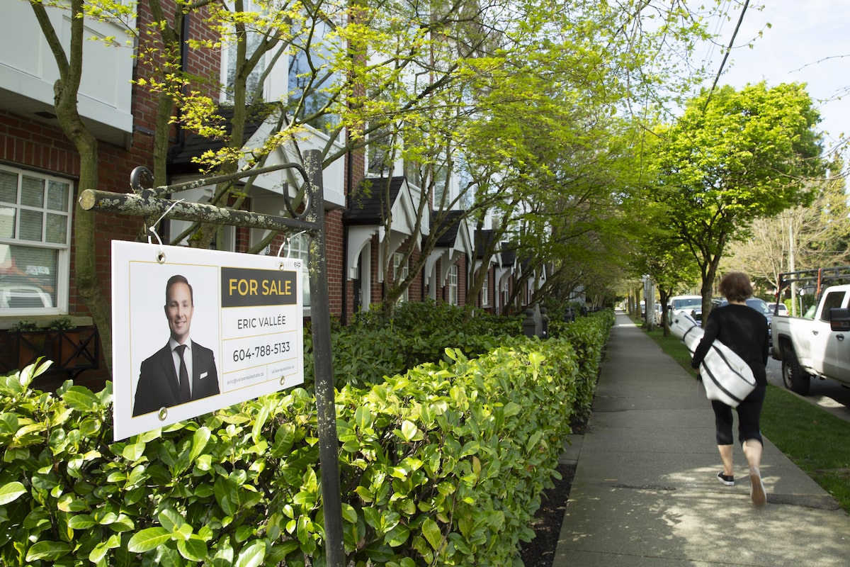 What happens to mortgage rates if the Canada-U.S. trade war ends?