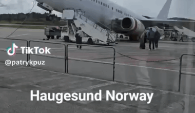 Video:- A Wizz Air Boeing 737-800 plane operated by the GetJet Airlines bound for Gdansk was left with its tail on the ground (tail tipping) at Haugesund Karmoy Airport, (HAU/ENHD), Norway on Tuesday, after an improper weight distribution during disembarkation and unloading sequence.
