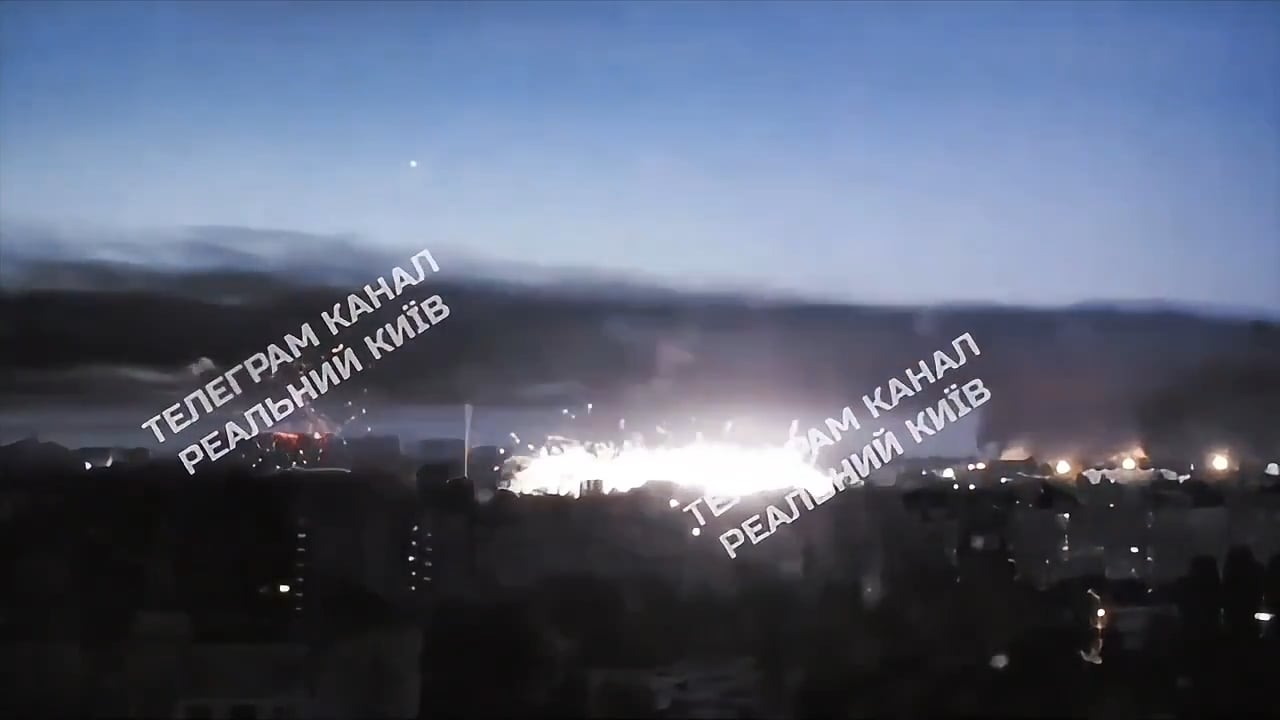 Footage of a Russian Cluster Munition attack on Kyiv
