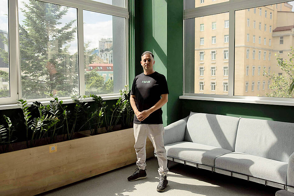 Cyber ‘elves’ in Bulgaria fight Kremlin, cruelty