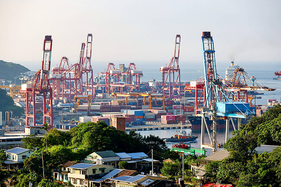 Competitive exporters offset toll of NT dollar rise