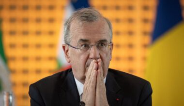 Trump’s crypto embrace ‘sowing the seeds’ of a financial crisis, says Bank of France chief – DL News