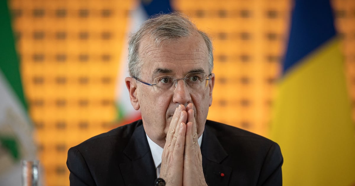Trump’s crypto embrace ‘sowing the seeds’ of a financial crisis, says Bank of France chief – DL News