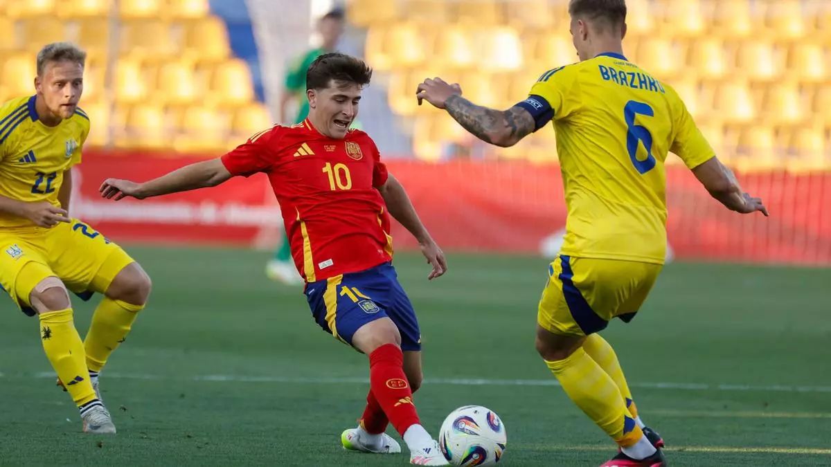 Barcelona duo exit Spain under-21 Euros debut early with injuries -