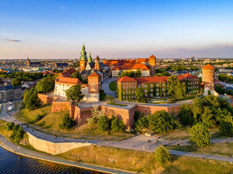 Poland’s Travel & Tourism Sector Set for Historic Growth in 2025, Surpassing Pre-Pandemic Records and Driving Economic Prosperity