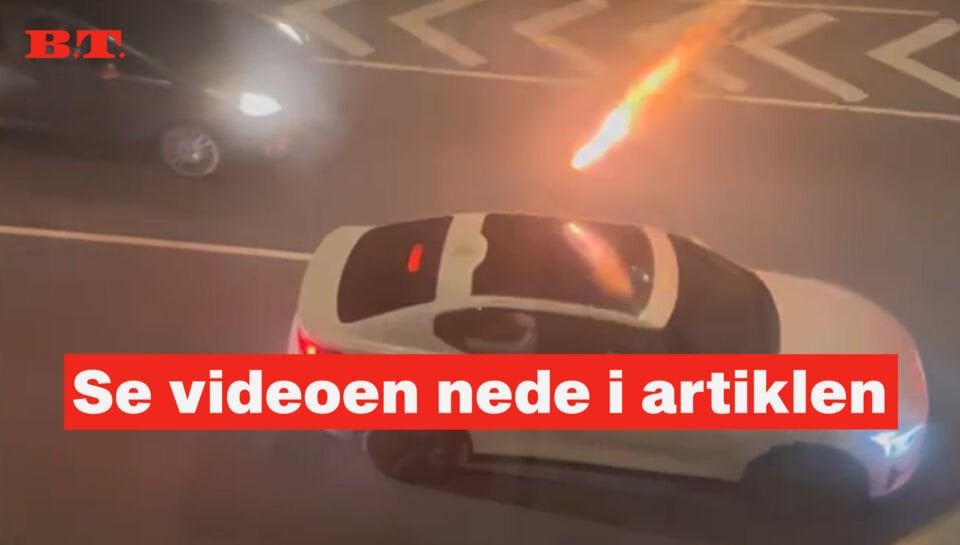 Naboer er dybt frustrerede over bryllupskorteger med fyrværkeri og dyt: 'Det er helt vanvittigt'