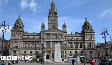 Librarians set to be removed from every Glasgow secondary school