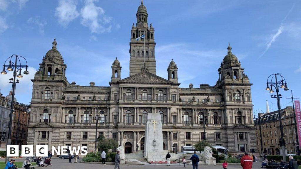 Librarians set to be removed from every Glasgow secondary school