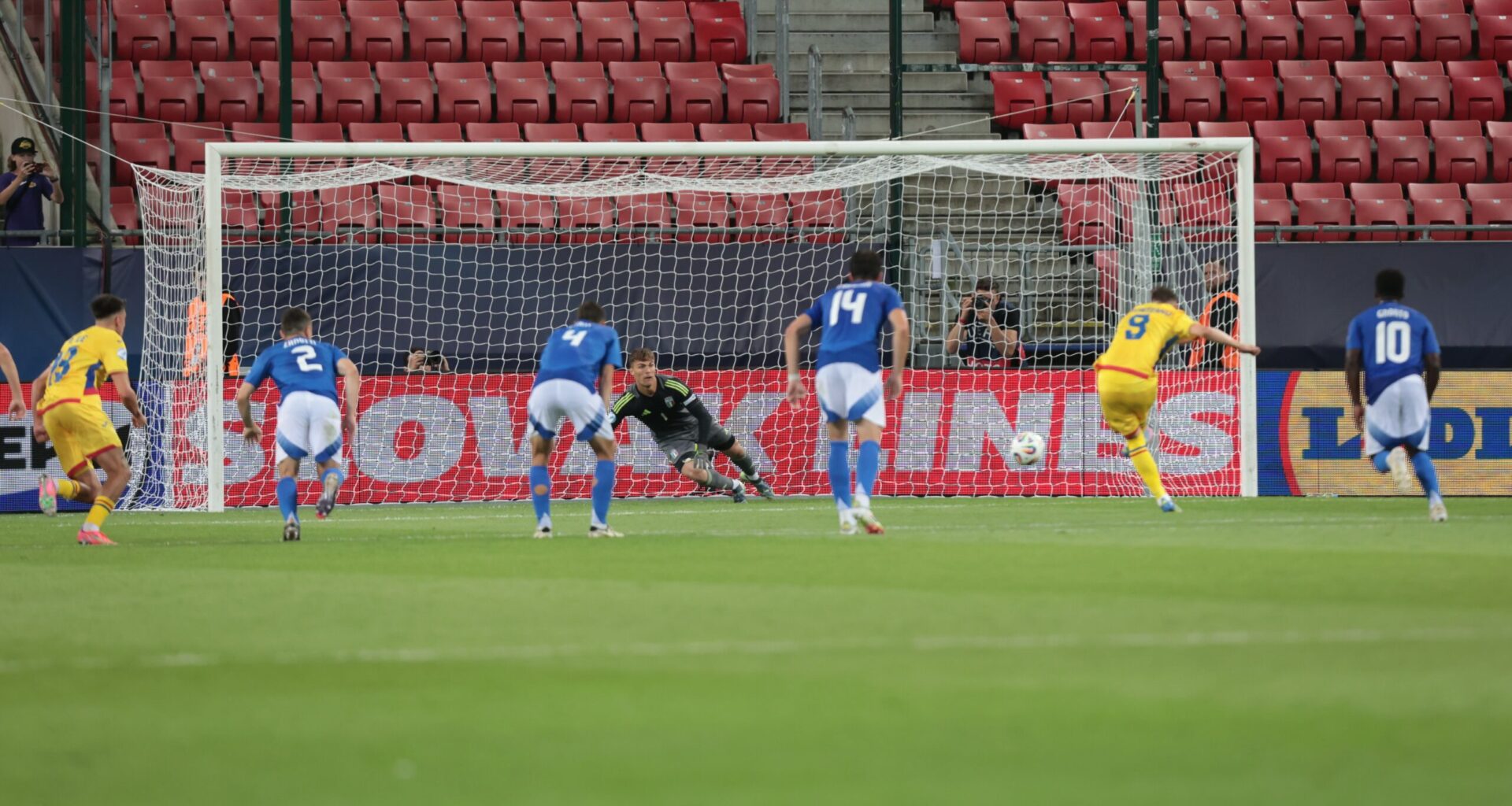România U21 – Italia U21, Live Video Online. Echipa lui Daniel Pancu debutează la EURO U21 din Slovacia de la ora 22:00. Echipele probabile