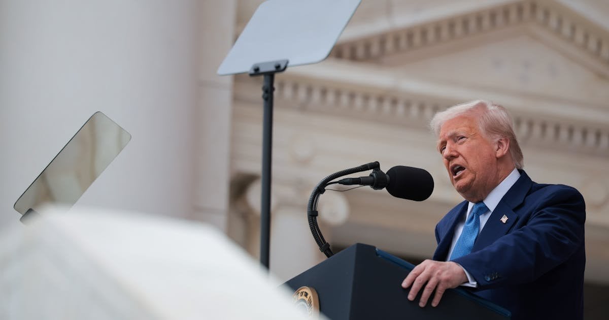 Cognitive Decline? Trump Repeatedly Fumbles in Multiple Weird Rants