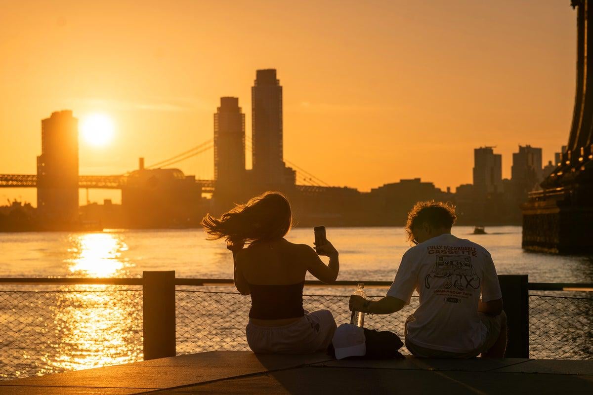 Heat Domes Are Hotter and Lingering Longer—Because of the Arctic