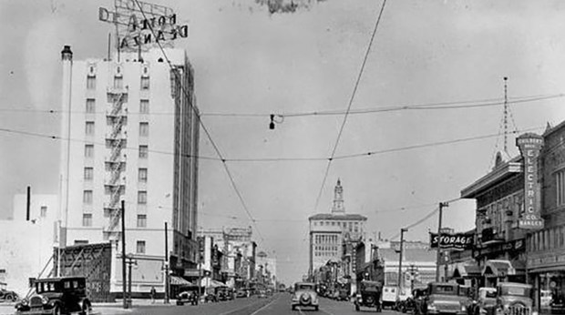 Hotel De Anza, circa 1930s, looking east along Santa Clara...