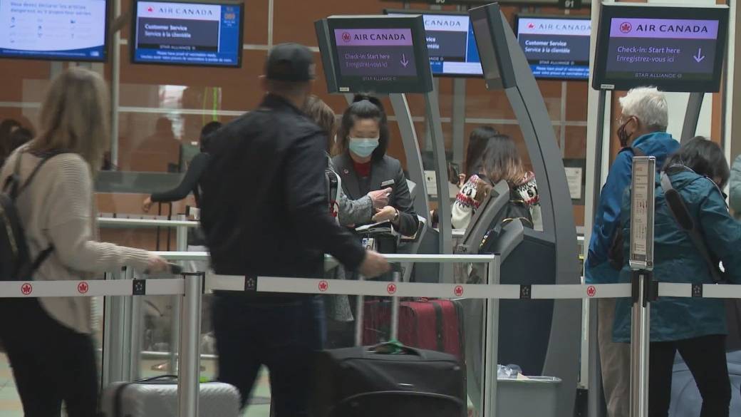 Click to play video: 'Busy travel weekend ahead of Canada Day'