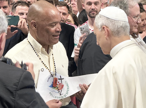 Queens Cyclist Completes 700-Mile Pilgrimage With Blessing From Pope Leo XIV
