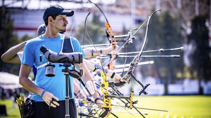 D’Almeida takes emotional top seed on mother’s birthday in Türkiye