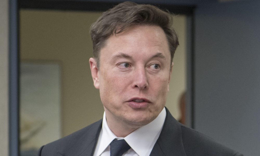 Elon Musk commends Tesla team on successful Robotaxi launch