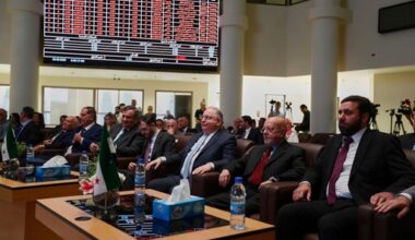 Another sign of Syria's rebuilding: The Damascus stock exchange opens again