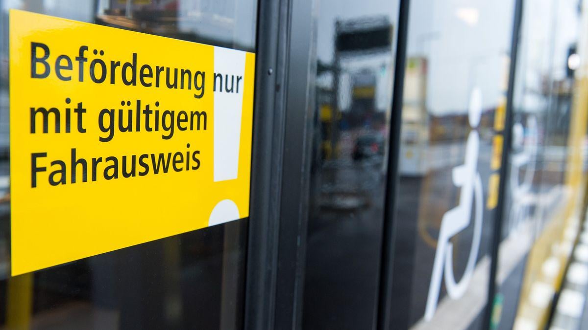 ÖPNV: Grüne fordern Preisgarantie beim Deutschlandticket