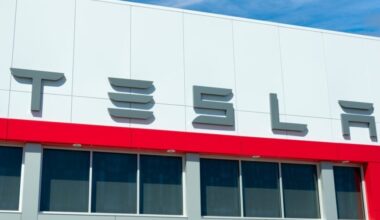 Tesla Launches Robotaxi In Austin: Elon Musk Calls It A 'Culmination Of A Decade Of Hard Work' - Tesla (NASDAQ:TSLA)