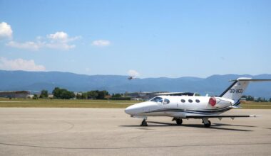 “Une pompe à subventions” : ces petits aéroports pour jets privés et compagnies low cost soutenus par des millions d’euros d’argent public