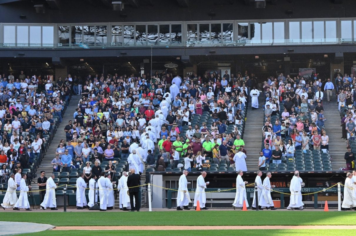White Sox Fever Reaches Vatican as Pope Leo XIV Cheers Along
