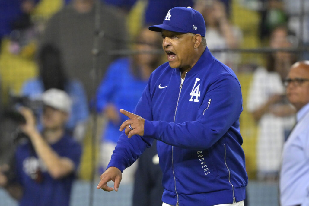 MLB Suspends Roberts, Shildt, Suarez
