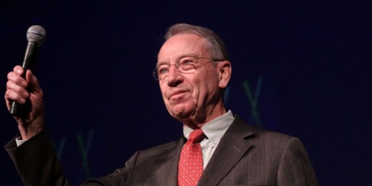 Senior Republican signals he'll kneecap Trump bill over court-gutting clause