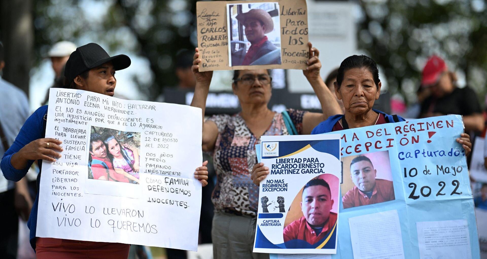 At least 40 journalists have fled El Salvador, fearing imprisonment