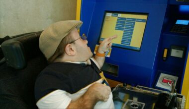 Websites en automaten zijn vaak moeilijk met een beperking, ondanks nieuwe wet