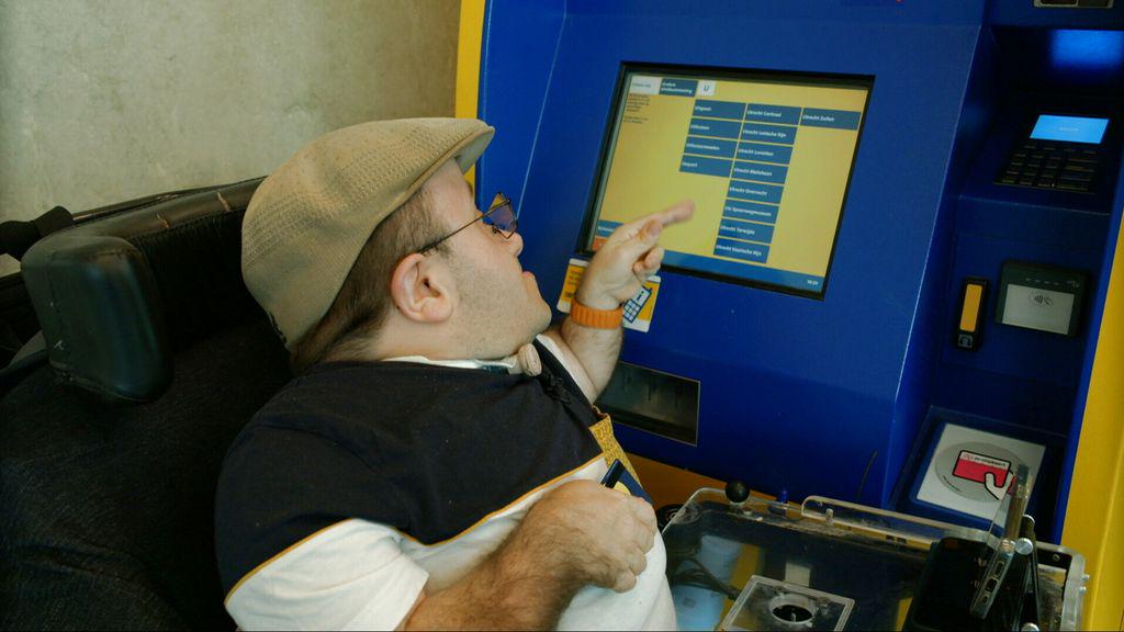 Websites en automaten zijn vaak moeilijk met een beperking, ondanks nieuwe wet