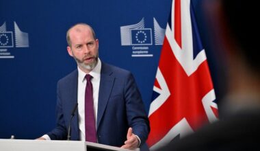 Jonathan Reynolds mocks Nigel Farage’s coal mines plan as an ‘absolute parody’