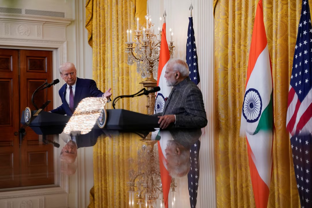 Trump hosts Pakistani army chief, disagrees with India over India-Pakistan war mediation