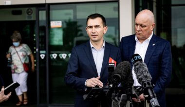 Simeon Brown challenges Treasury over plans to cut health spending