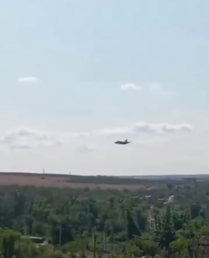 Russian SU-25 Shot Down In Ukraine Today.