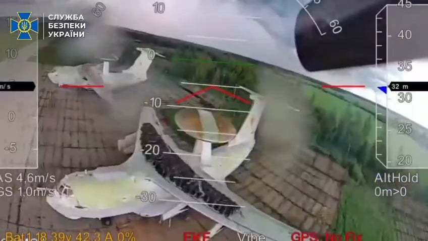 Raw footage of the A-50 being hit in "operation spiderweb"