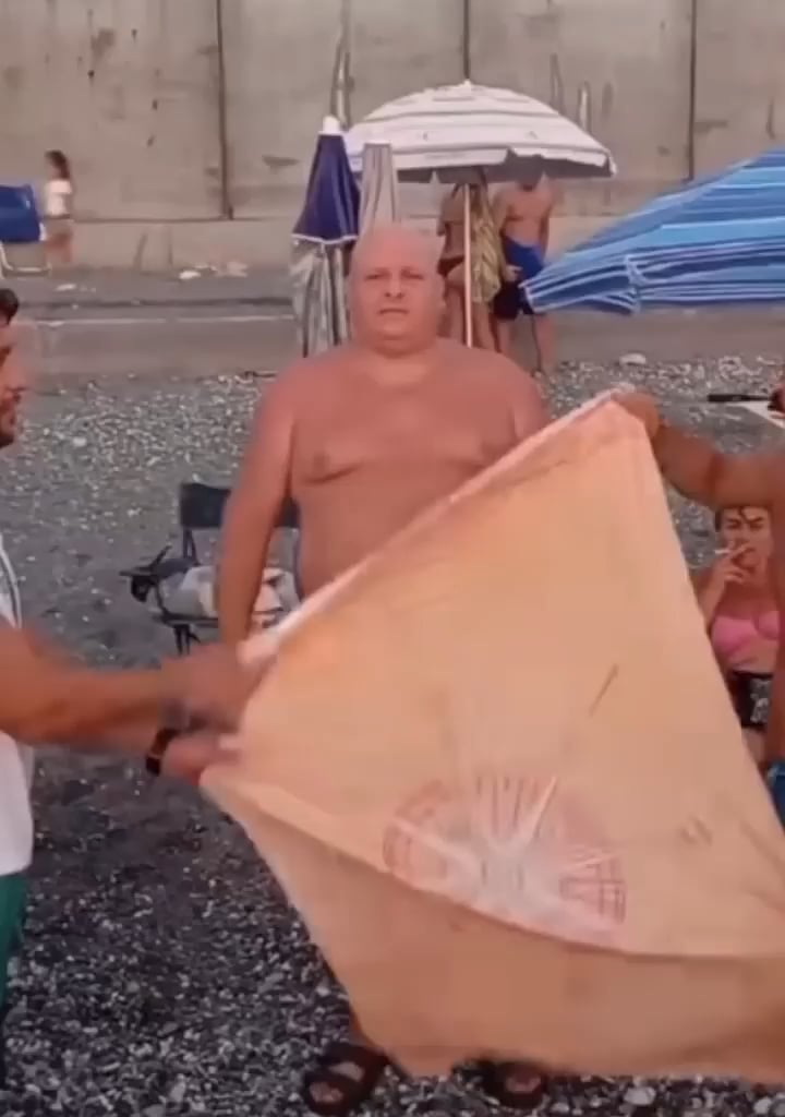 Pedro and Barry attempting magic