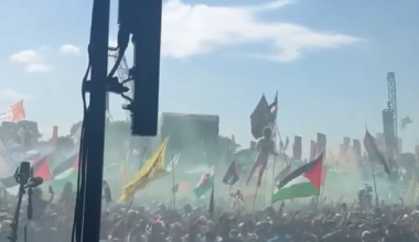 Massive Over Capacity crowd for Kneecap