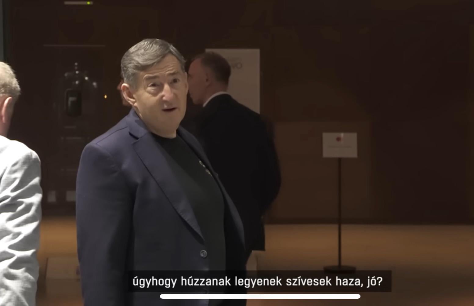 Húzzunk el? Ti fogtok elhúzni, te buta senki!!!!!