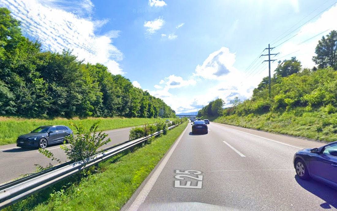 Deux cas Via Sicura ont été constatés sur l'autoroute à hauteur de Duillier: 202 et 215 km/h au lieu de 120.