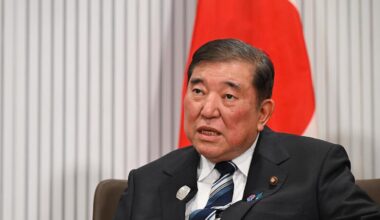 Japan scraps US meeting after defence demands
