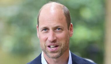 Prince William keeping princesses Beatrice and Eugenie ‘on ice’ until he becomes King