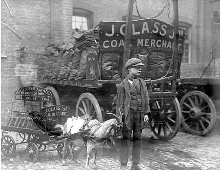 Waterloo Rd, 1905.