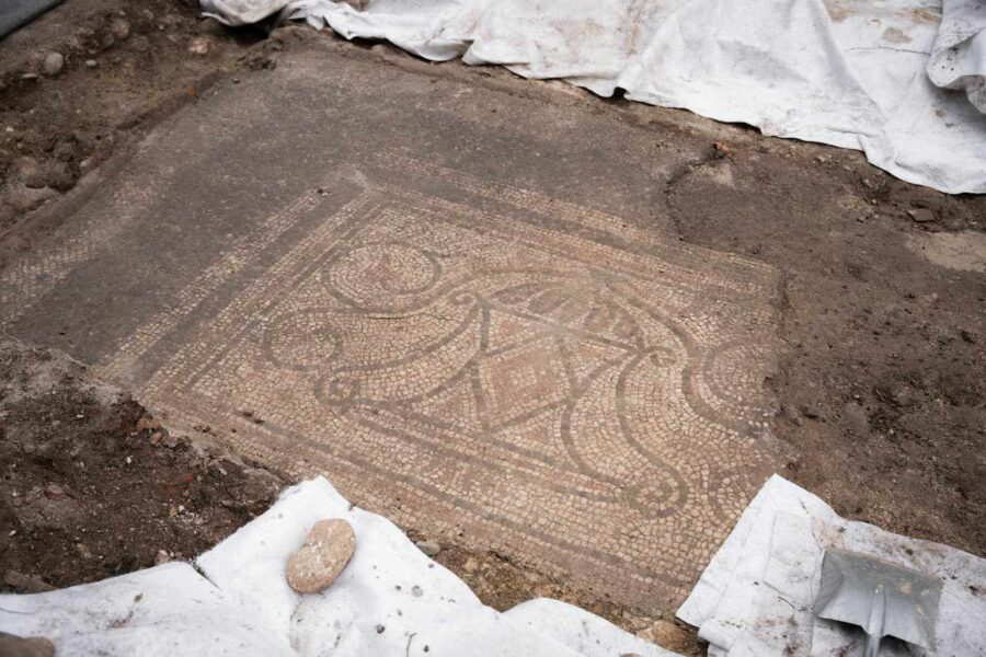 ancient-roman-mosaic-discovered-austria