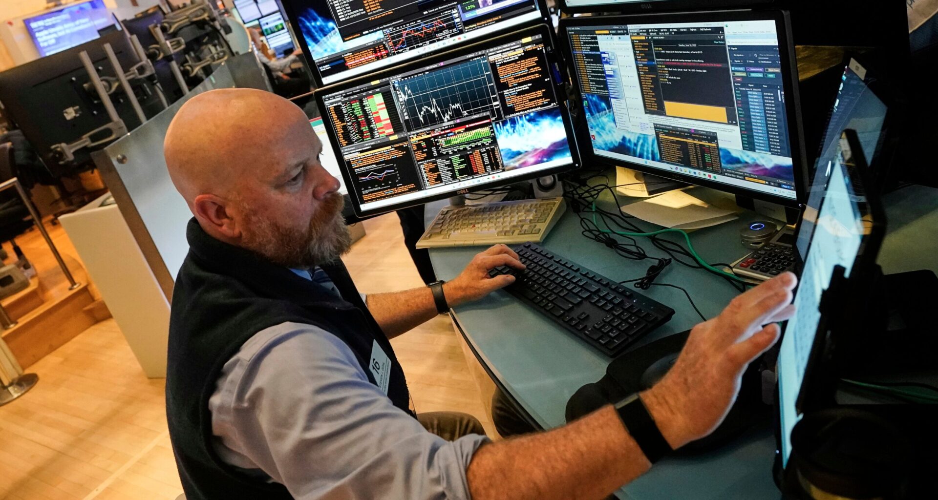 Oil prices leap 7% and US stocks slump more than 1% on worries about the crude market