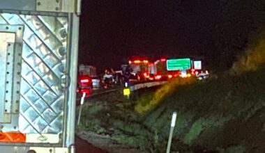 West Virginia mudslide strands thousands on highway for more than 8 hours