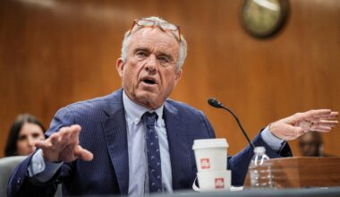 Le ministre de la santé américain, Robert F. Kennedy Jr, limoge tous les experts d’un comité sur les vaccins