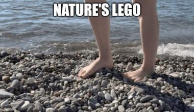 🦶😧