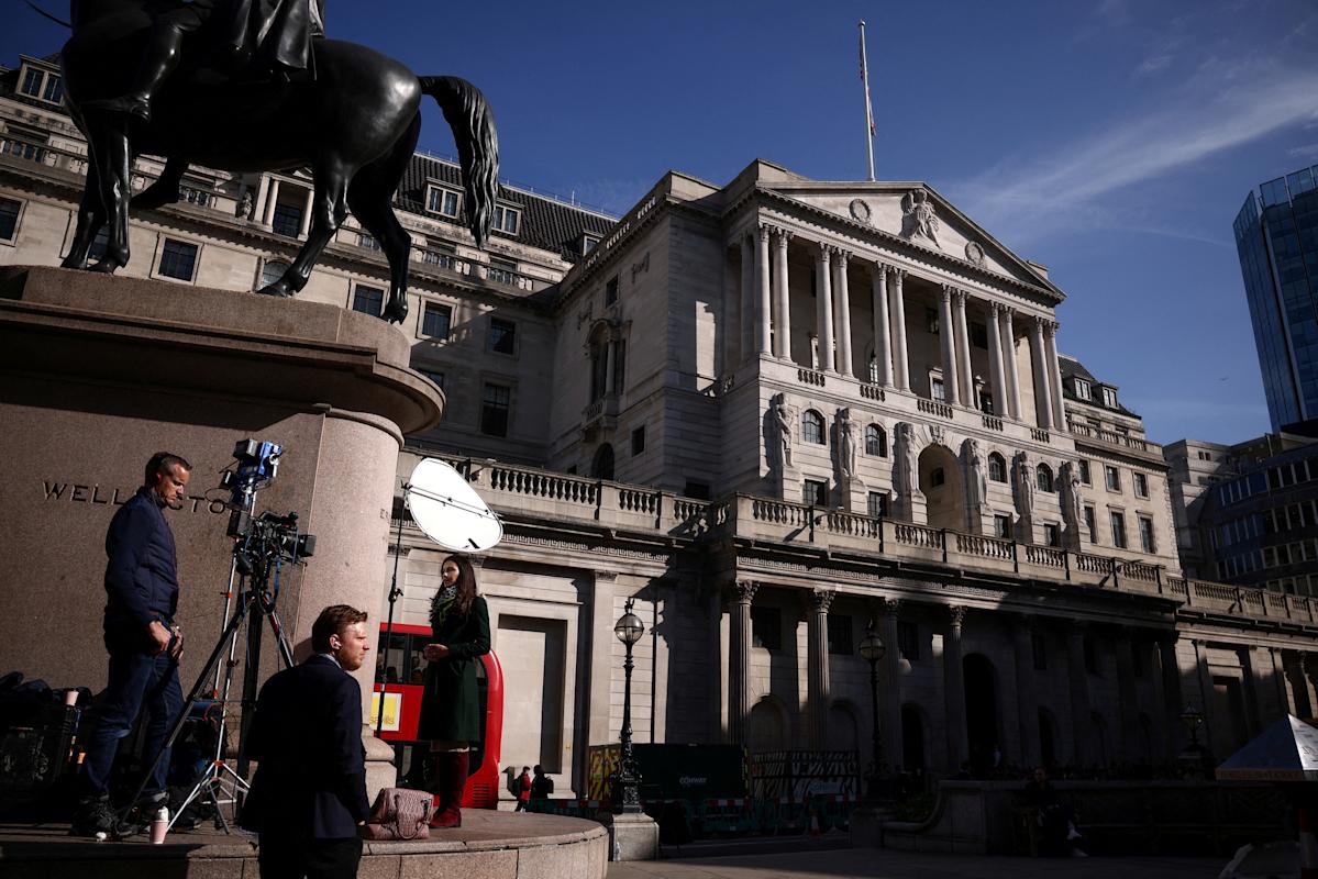 Stocks rise as UK inflation slows ahead of Bank of England decision