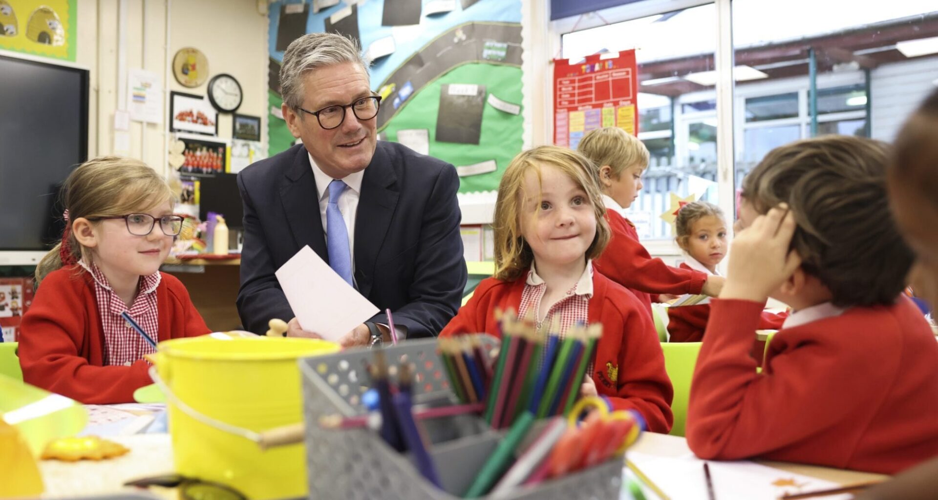 Government set to provide free school meals to half a million more children from 2026 - Politics UK